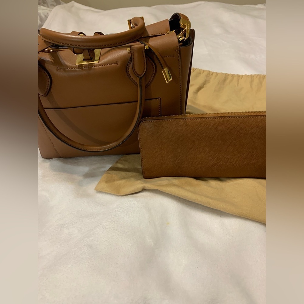 Michael Kors Miranda Leather Collection Tote Handbag With Wallet NWT - Picture 3 of 15